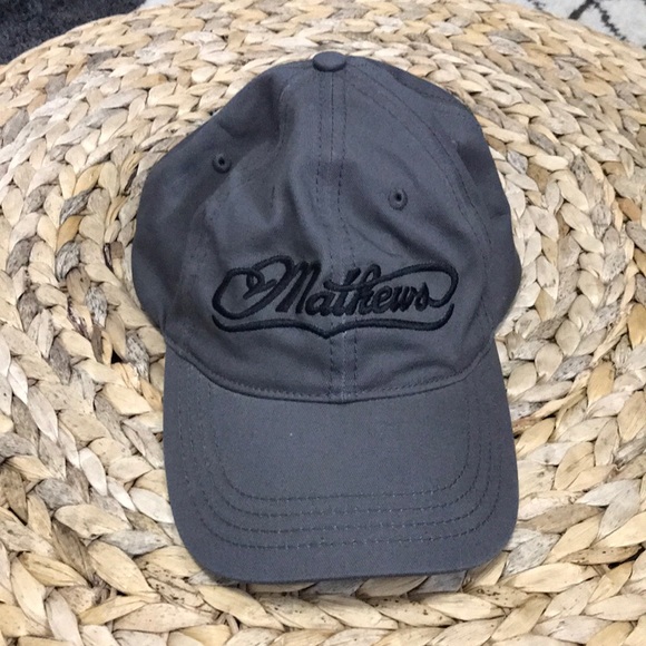 mathews bow hats